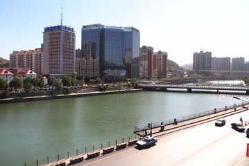 1546923240178712.jpg 2.jpg