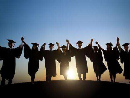 1591142710394624.jpg 出國留學.jpg